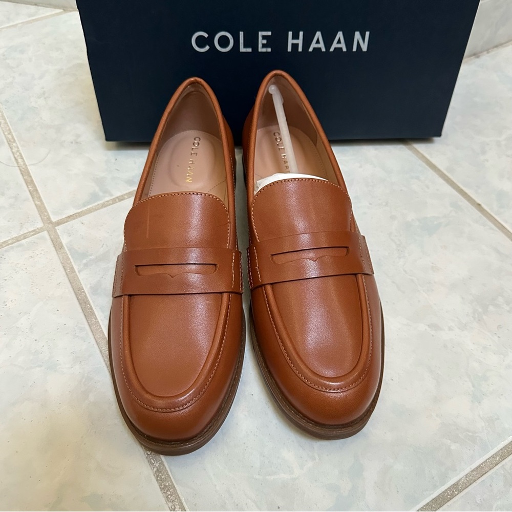 NWT Cole Haan Haverhill Women's Tan Leather Penny Loafers Size 6.5 - Picture 5 of 7